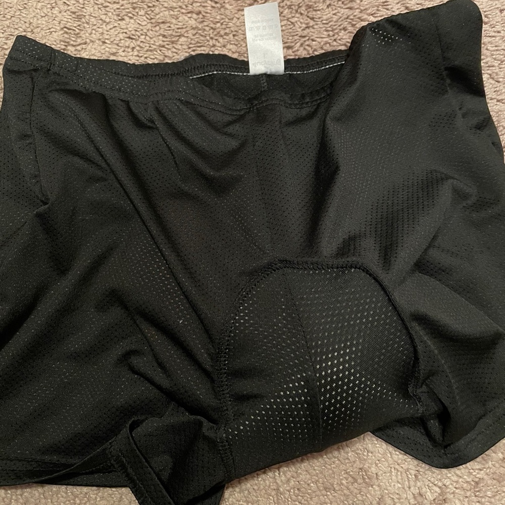 NWT 4ucycling Padded Biking Shorts